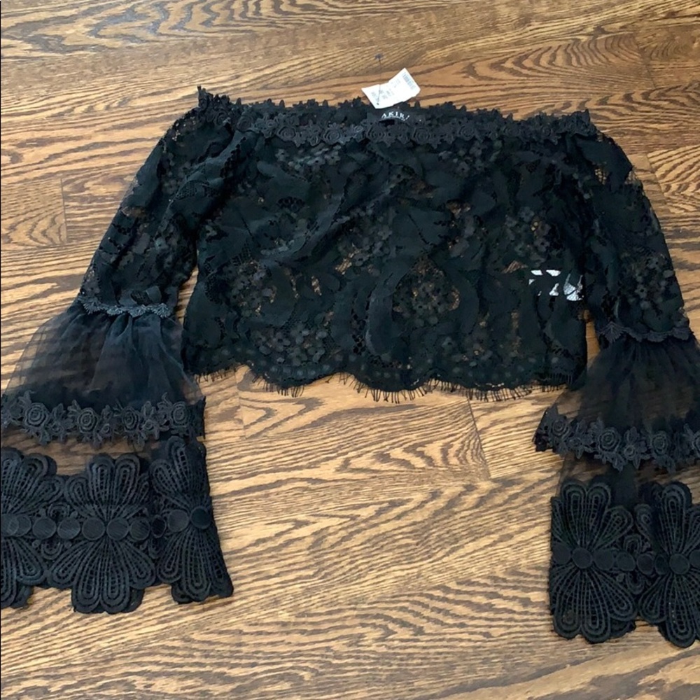 Akira statement sleeve crop top